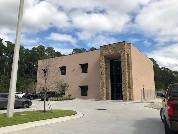 Office For Lease: 9393 Mill Springs Dr, Jacksonville, FL 32257